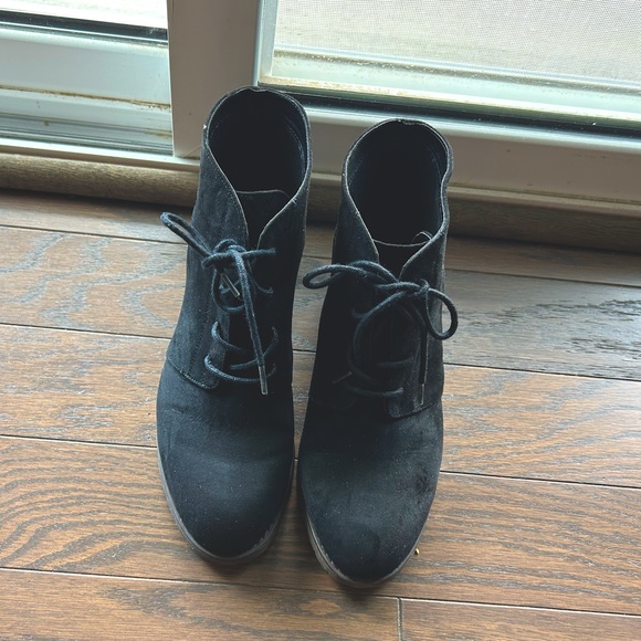 DSW Lauren Blakwell Lillie Wedge Bootie - Picture 1 of 6